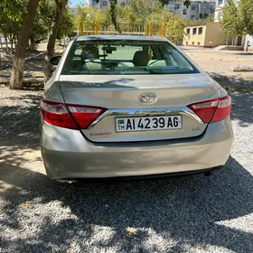 Toyota Camry 2016