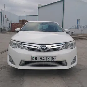 Toyota Camry 2012