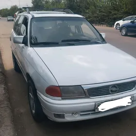 Opel Astra 1996