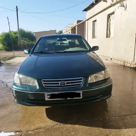 Toyota Camry 1997