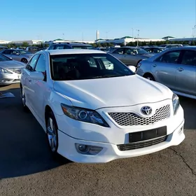 Toyota Camry 2011