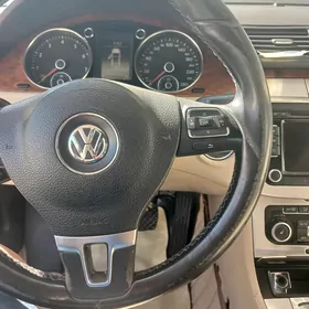 Volkswagen Passat 2012