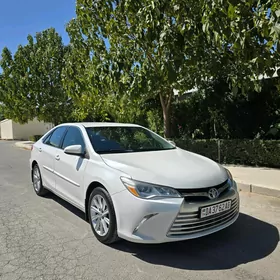 Toyota Camry 2016