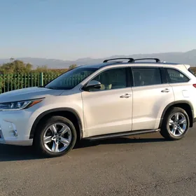 Toyota Highlander 2018