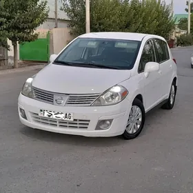 Nissan Versa 2008