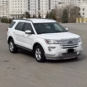 Ford Explorer 2019