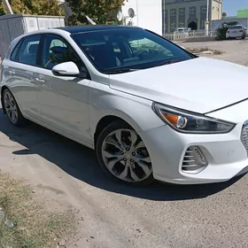 Hyundai Elantra GT 2020