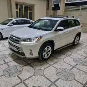 Toyota Highlander 2017