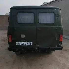 UAZ Profi 1998