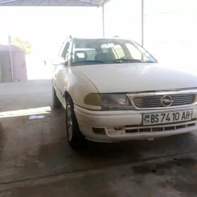 Opel Astra 1996