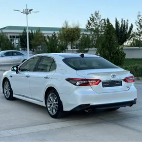 Toyota Camry 2022