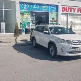 Toyota Highlander 2019