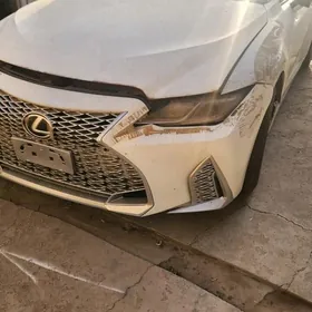 Lexus IS 300 2022