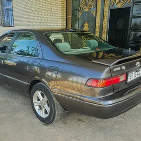 Toyota Camry 1998