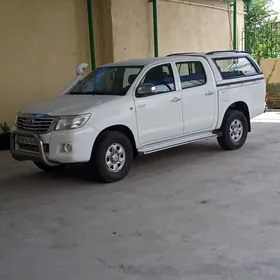 Toyota Hilux 2013