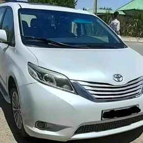 Toyota Sienna 2010