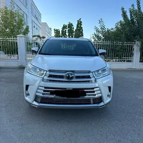 Toyota Highlander 2018