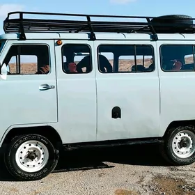 UAZ 2206 2001