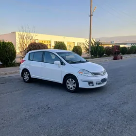 Nissan Versa 2010