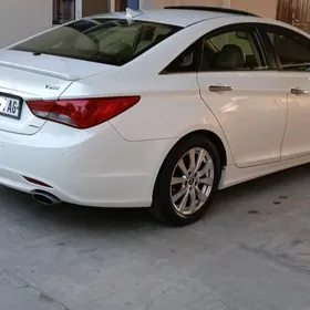 Hyundai Sonata 2011