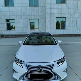 Lexus ES 350 2016