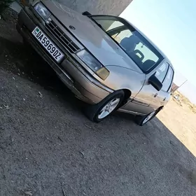 Opel Vectra 1990