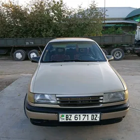 Opel Vectra 1990