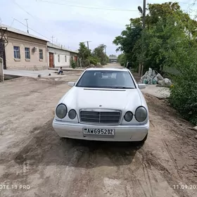 Mercedes-Benz C320 1996