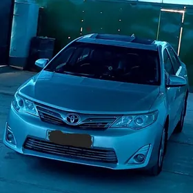 Toyota Camry 2012