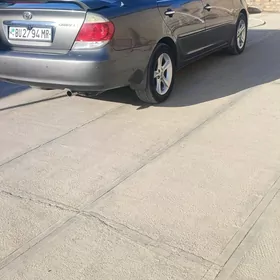 Toyota Camry 2005