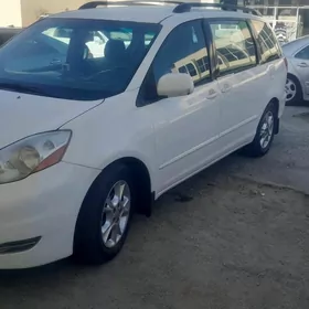 Toyota Sienna 2009