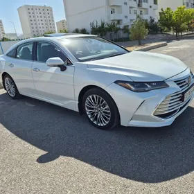 Toyota Avalon 2022