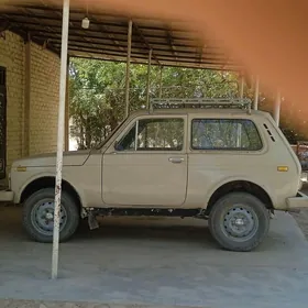 Lada Niva 1986