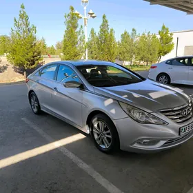 Hyundai Sonata 2011