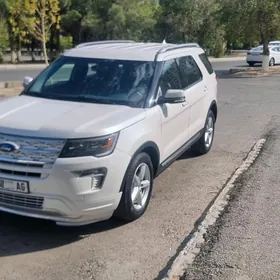 Ford Explorer 2019