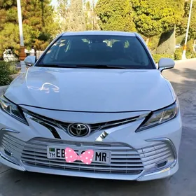 Toyota Camry 2020