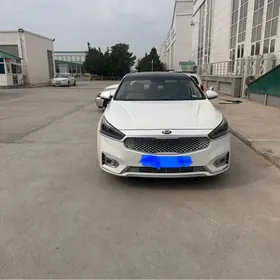 Kia Cadenza 2017