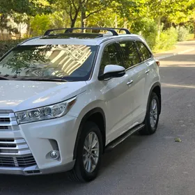 Toyota Highlander 2018