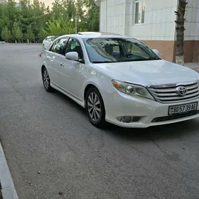 Toyota Avalon 2011