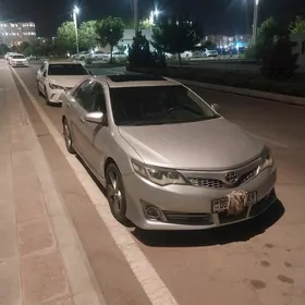 Toyota Camry 2013