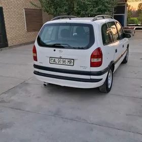 Opel Zafira 1999