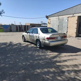 Toyota Camry 2001