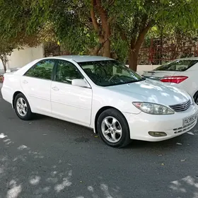 Toyota Camry 2004