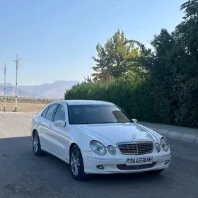 Mercedes-Benz E320 2003