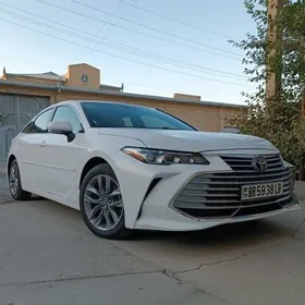 Toyota Avalon 2019