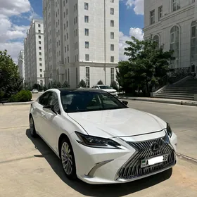 Lexus ES 350 2019