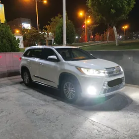 Toyota Highlander 2015