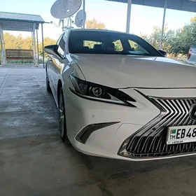 Lexus ES 350 2020