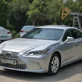 Lexus ES 350 2020