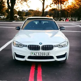 BMW F30 2013